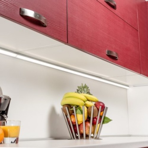 Светодиодный светильник с сенсорным выключателем Evoline 860mm 7,8W-12V, 4000К натуральный белый, от Светодиодный светильник с сенсорным выключателем Evoline 860mm 7,8W-12V, 4000К натуральный белый, от